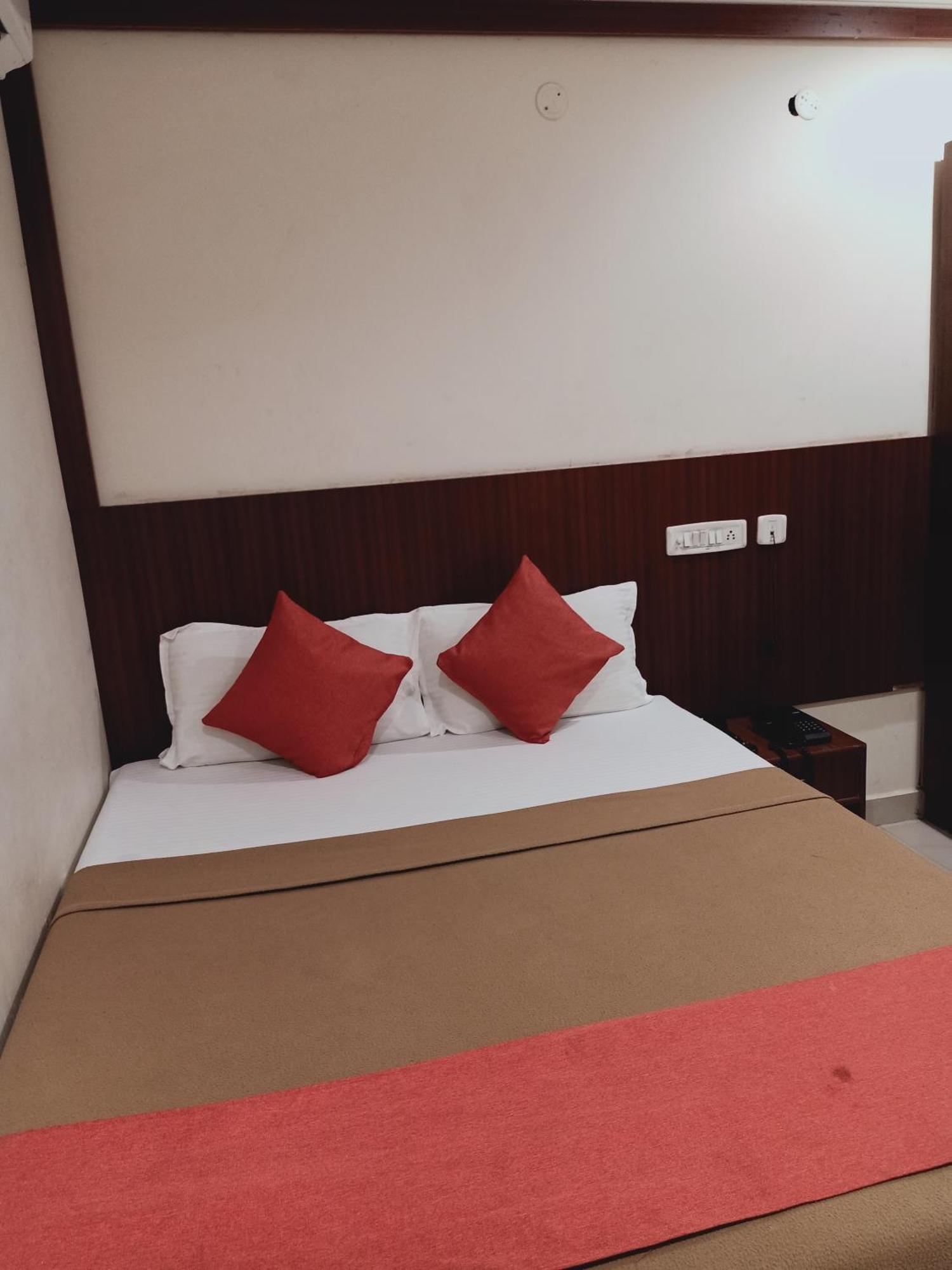 Hotel Neem Tree Hyderabad Airport Shamshabad Eksteriør bilde
