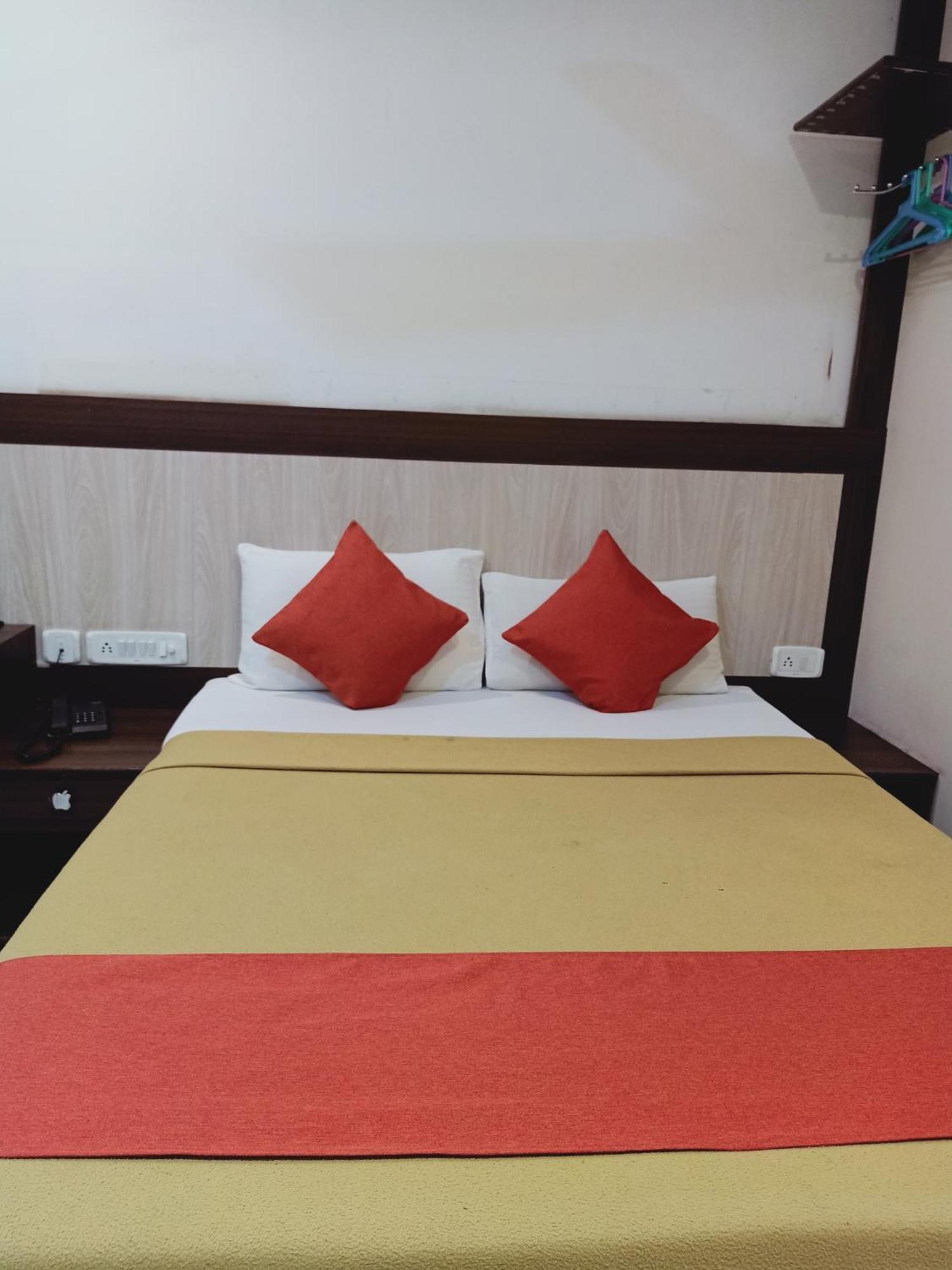 Hotel Neem Tree Hyderabad Airport Shamshabad Eksteriør bilde