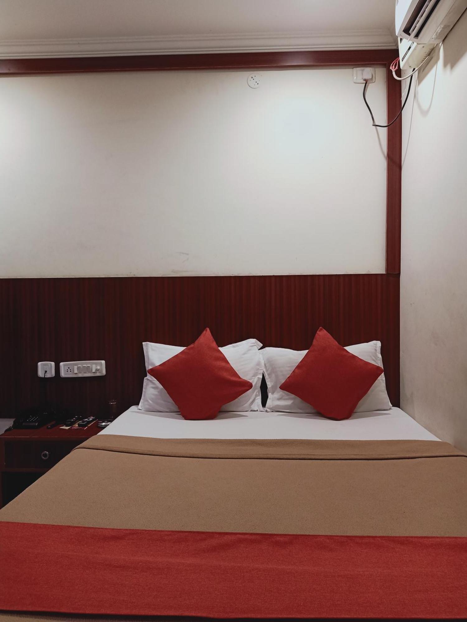 Hotel Neem Tree Hyderabad Airport Shamshabad Eksteriør bilde