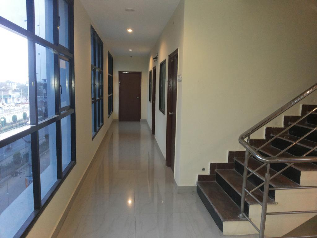 Hotel Neem Tree Hyderabad Airport Shamshabad Eksteriør bilde